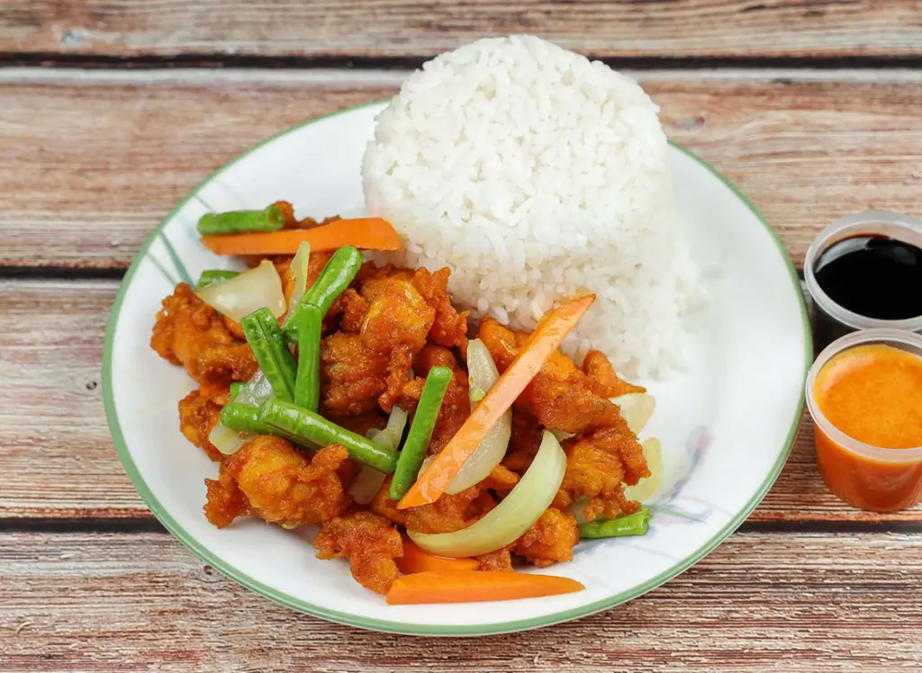 Nasi Putih + Ayam Goreng Kunyit 
