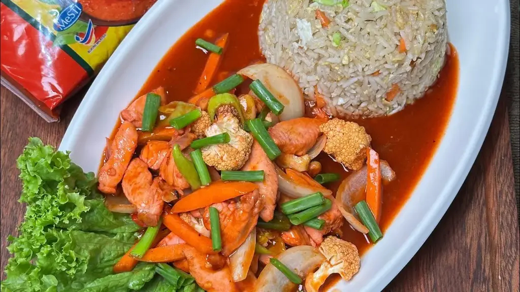 Nasi Goreng Ayam Merah 