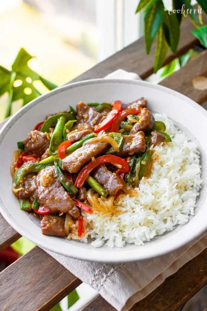 BLACK PEPPER BEEF + RICE