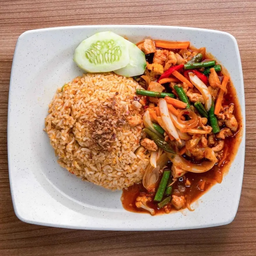 PAPRIK CHICKEN + RICE