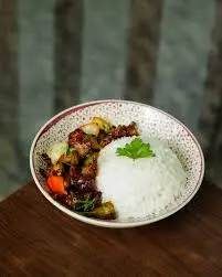 Nasi Putih + Ayam Lada Hitam 