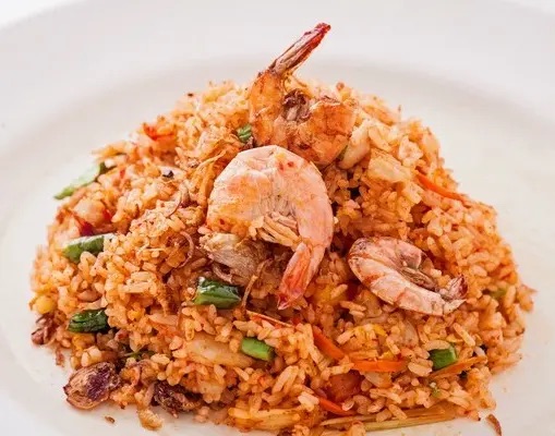 NASI GORENG TOM YAM (CHICKEN)