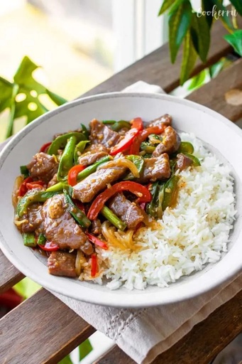 BLACK PEPPER BEEF + RICE