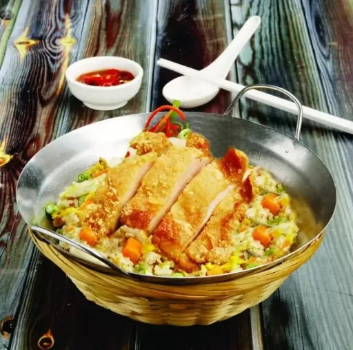CHICKEN FRIED RICE