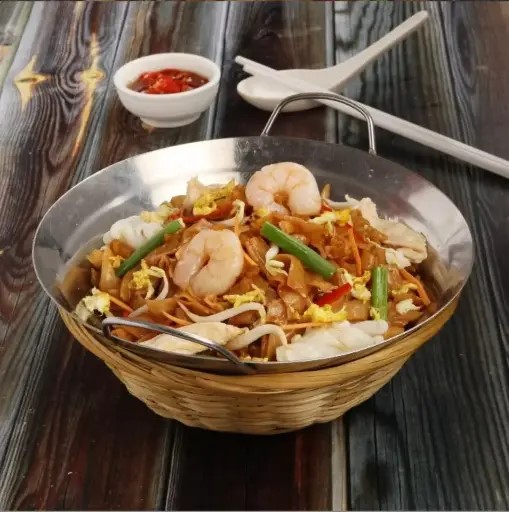 PENANG FRIED KUAY TEOW / KUAY TEOW & MEE